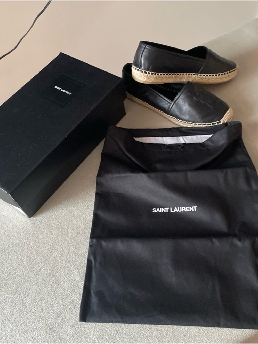 YSL Saint Laurent Flats Made In Spain Leather Size 7.5 Bag Is Included - Picture 8 of 11